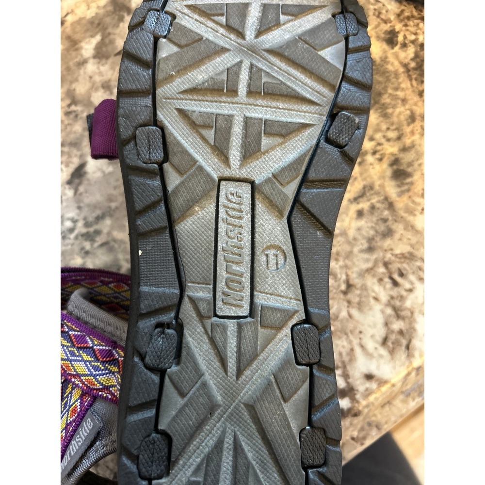 Women's‎ Athletic Sandals - Picture 3 of 3